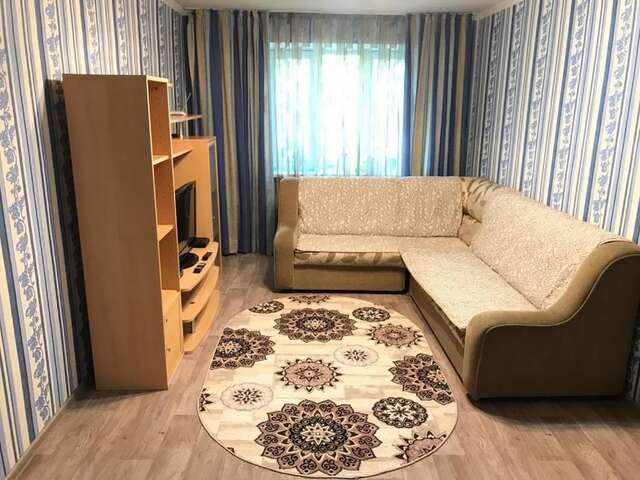 Апартаменты 2-комнатная в центре Алматы-16