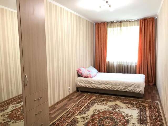 Апартаменты 2-комнатная в центре Алматы-18